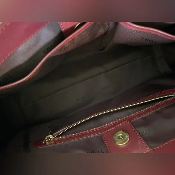 Authentic Tod’s D-Style Burgundy Leather Tote & Shoulder Bag - Picture 9 of 13